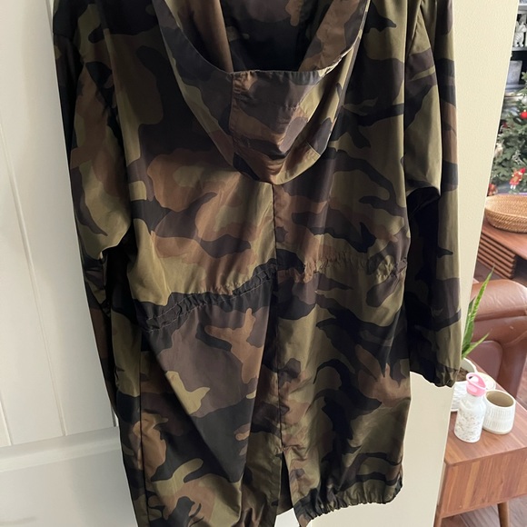 Zara Basic Women’s Jacket - Picture 2 of 3